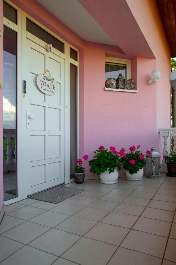 Wow Liptov Holiday House Liptovský Mikuláš 外观 照片